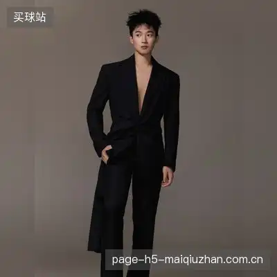 李飞